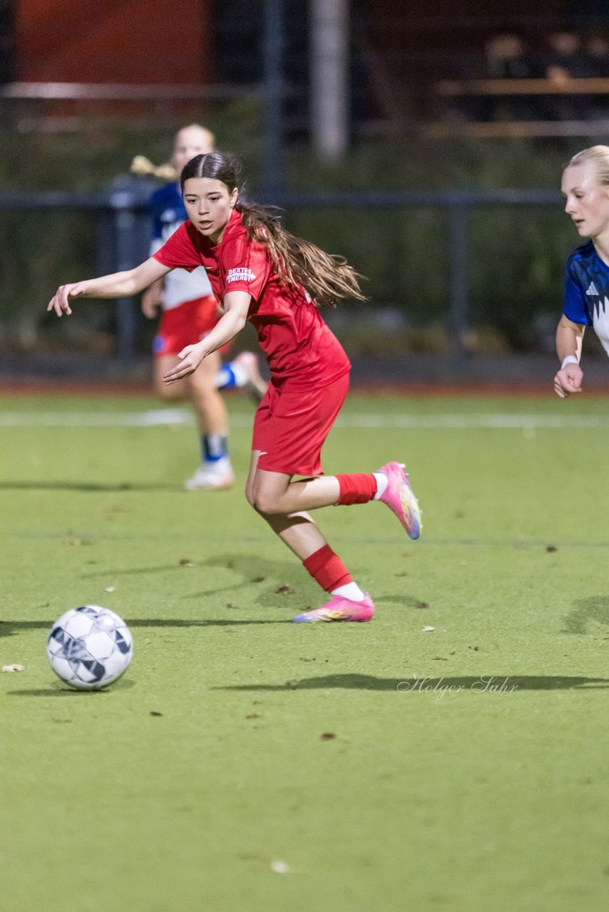 Bild 90 - wBJ Eimsbuettler TV - Hamburger SV : Ergebnis: 1:2